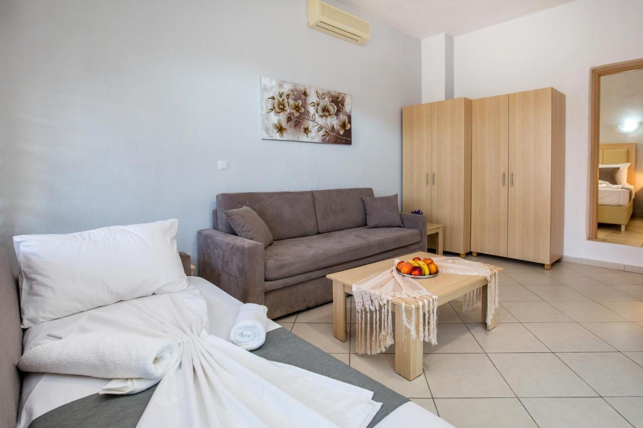 Morfoula 's House Holiday home Potos