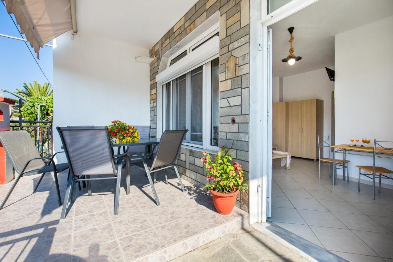 Tatil Evi Morfoula 's House Potos